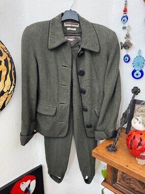VINTAGE Late 80s/Early 90s Anne Pinkerton Green Suit, Size 4 - Pants w/stirrups